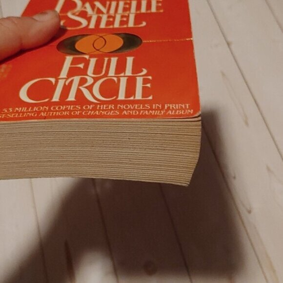 3/$13 Full Circle By Danielle Steel Adult Fiction Novel Book - Picture 2 of 5